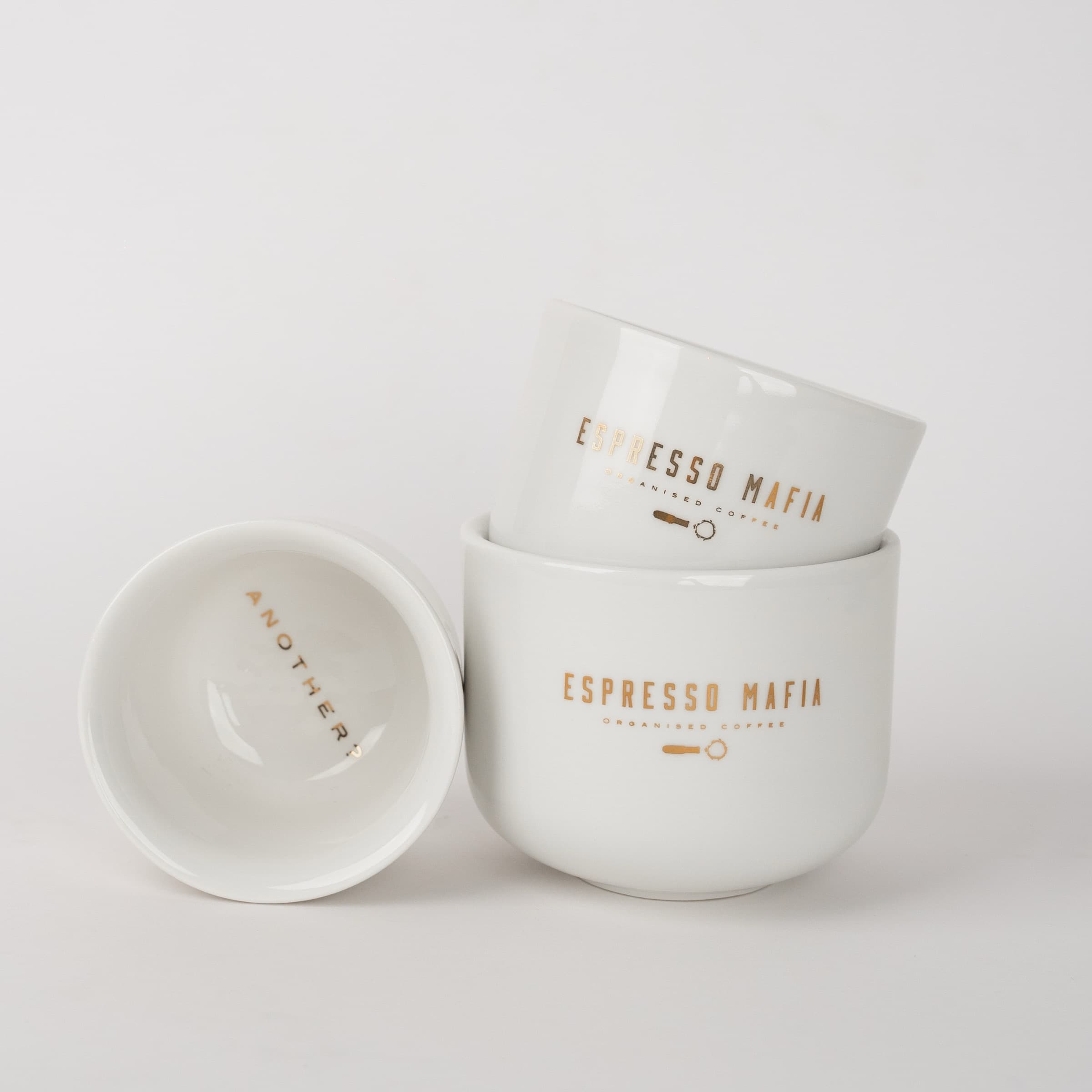 Logo Cups in coffee shops